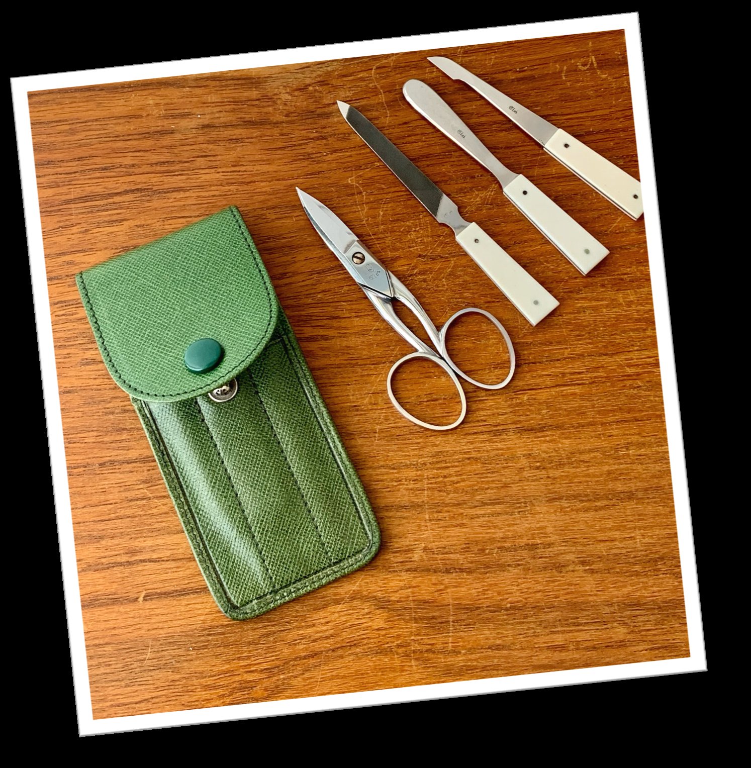 ELOI 1960 TROUSSE PÉDICURE IVOIRE