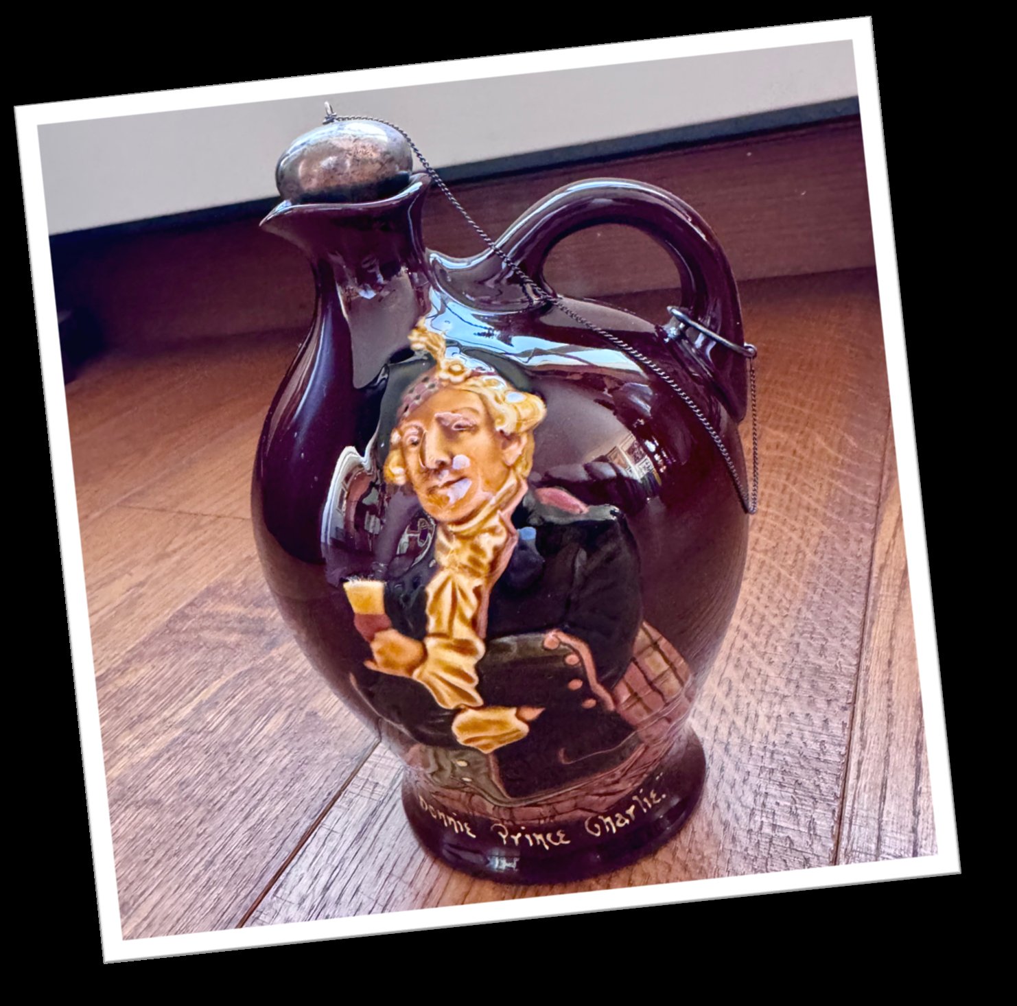 ROYAL DOULTON 1900 BONNIE PRINCE CHARLIE CRUCHE À WHISKY