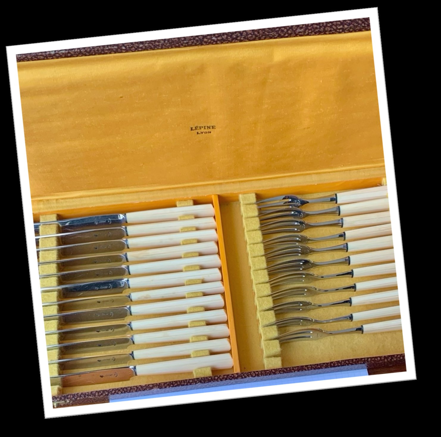 ELOI 1950 COFFRET 12 COUVERTS