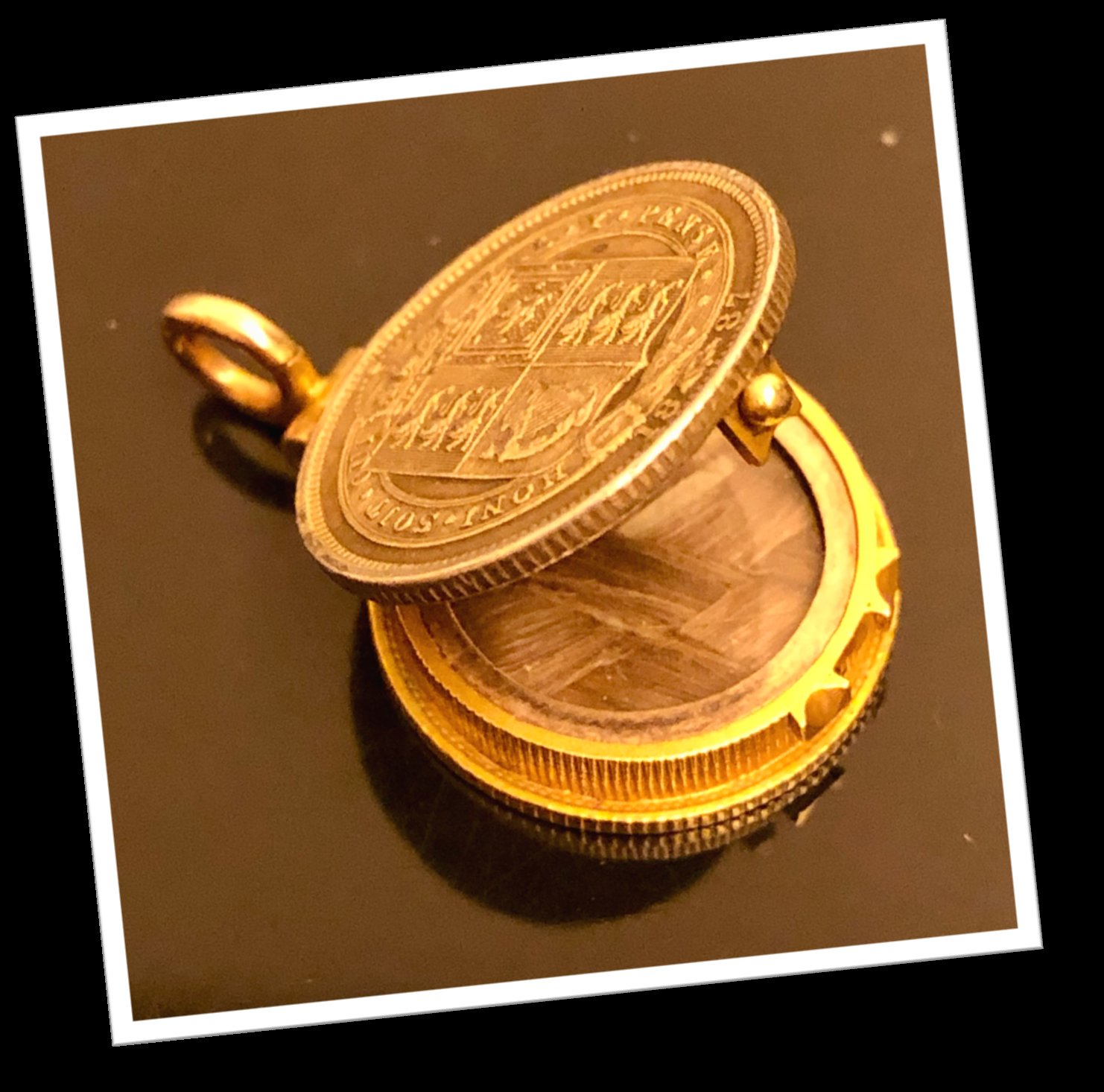 N.I 1920 SOVEREIGN SECRET 22K