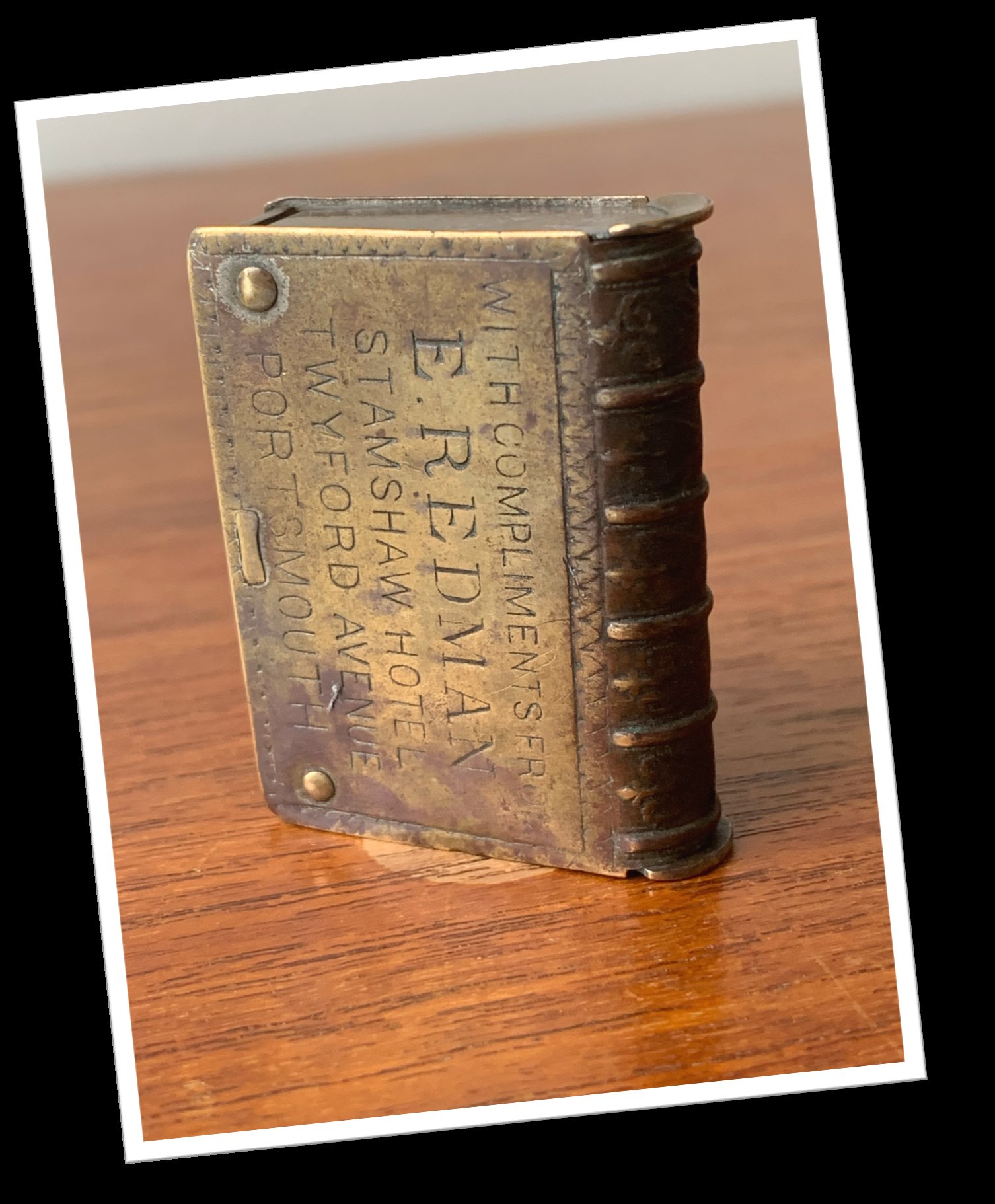 N.I 1880 LIVRE ANCIEN