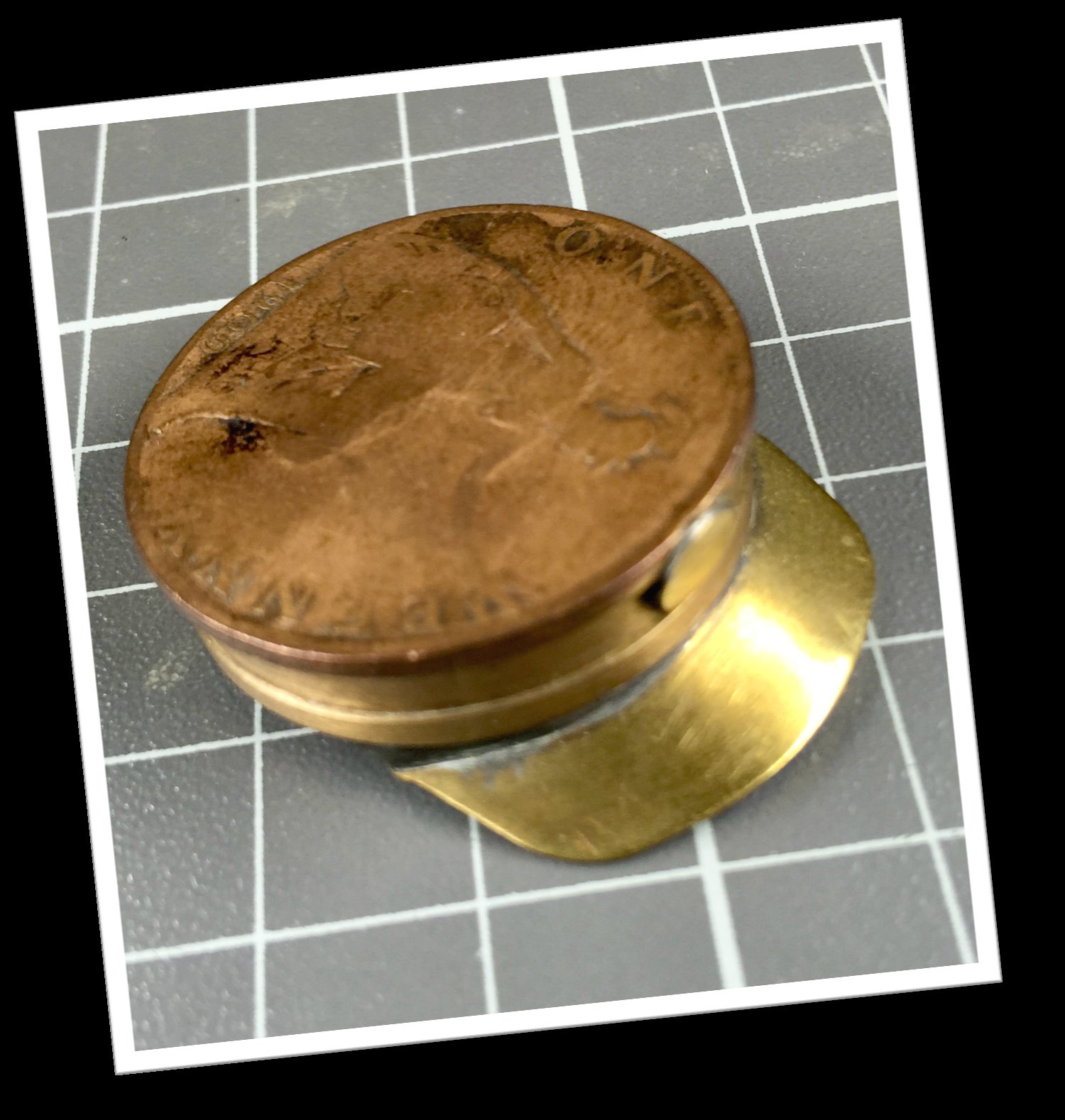 N.I 1915 KÉPI TRENCH ART VICTORIA