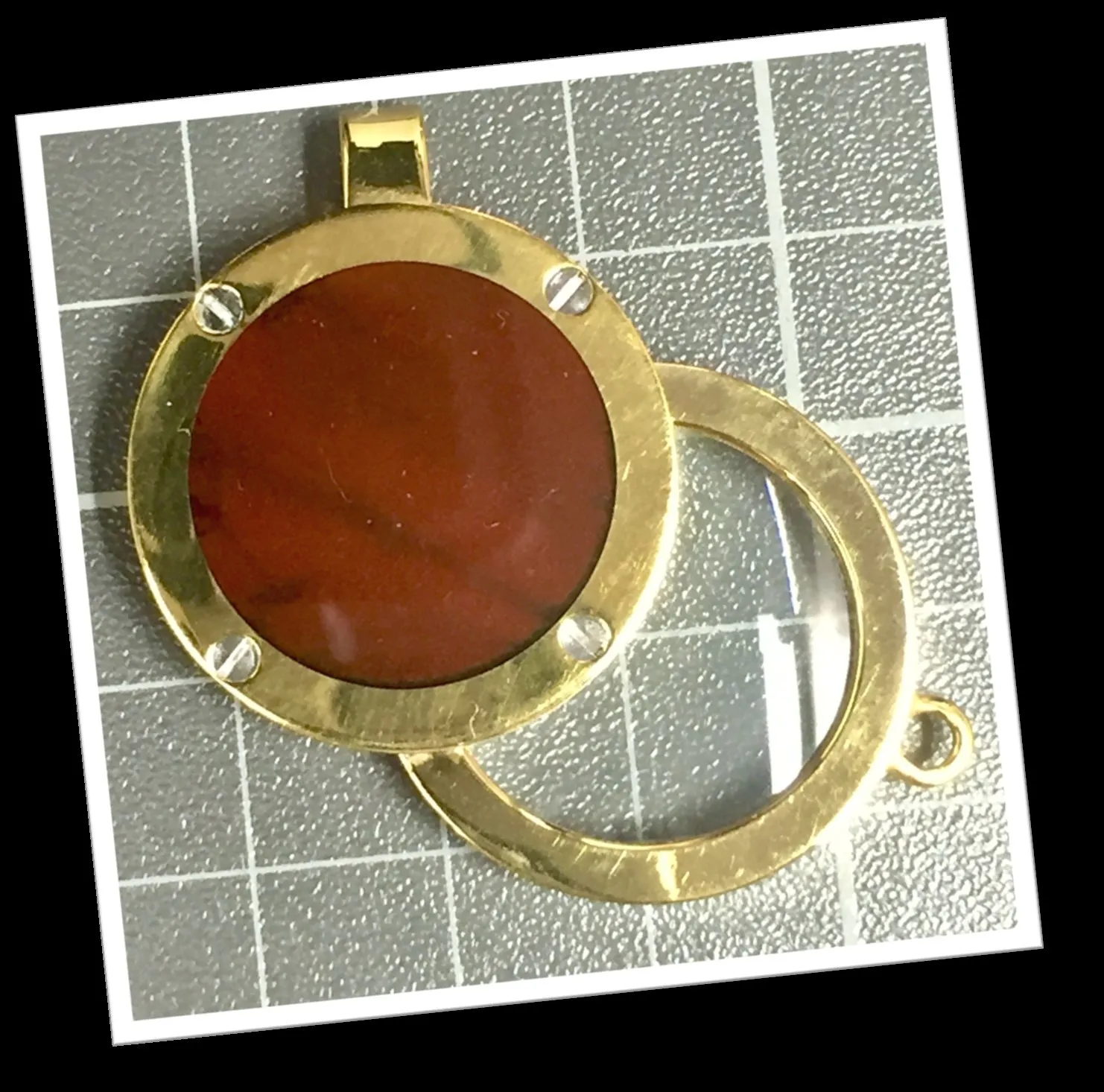 ELOI 1980 LOUPE SANTOS MARBRÉ ROUGE PM