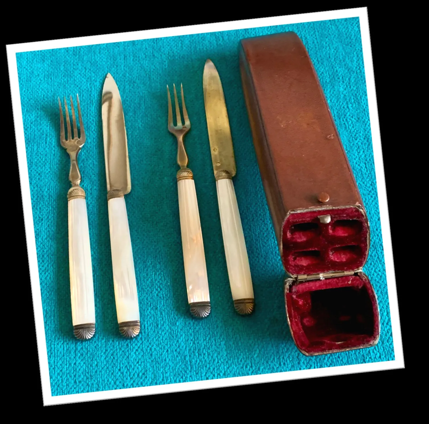 BOIN-TABURET PUIFORCAT 1890 COUVERTS PICNIC NACRE