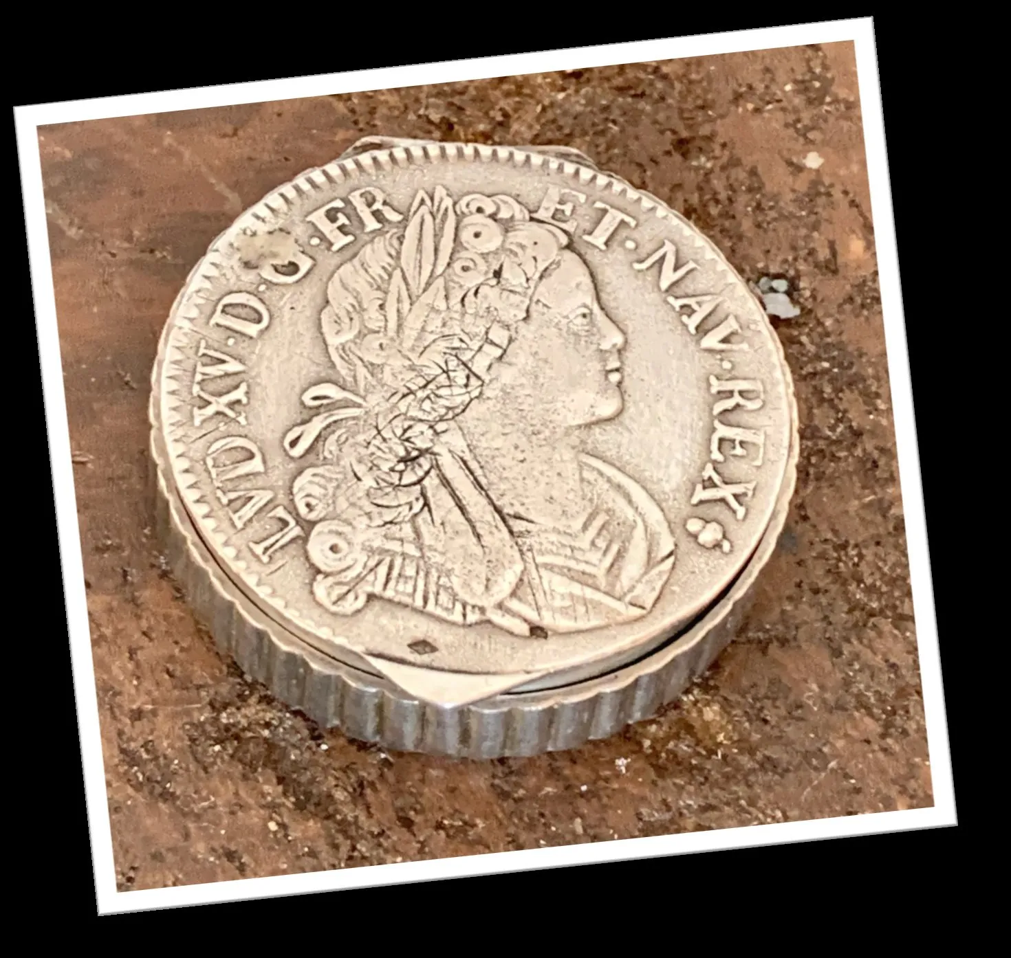ELOI 1950 TABATIÈRE LOUIS XV 1718