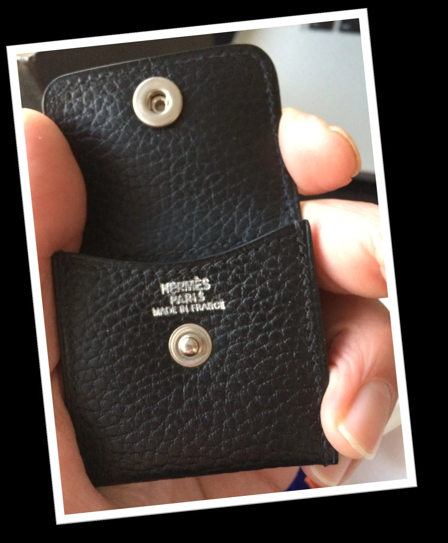 HERMÈS N.I 1990 ÉTUI À ÉCUS EN CUIR